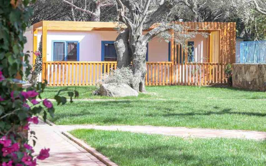 Camping Villaggio L'Ultima Spiaggia バリ・サルド エクステリア 写真